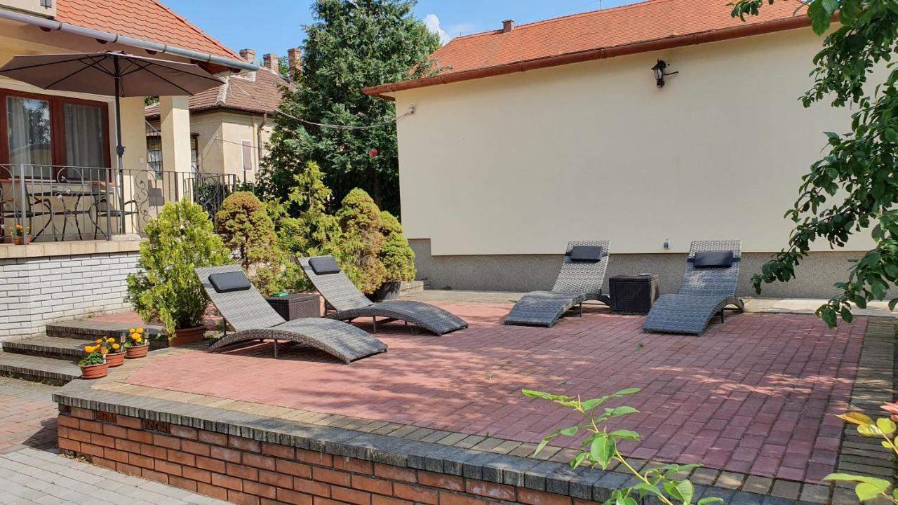 Villa Maria Apartman Мішкольц Екстер'єр фото