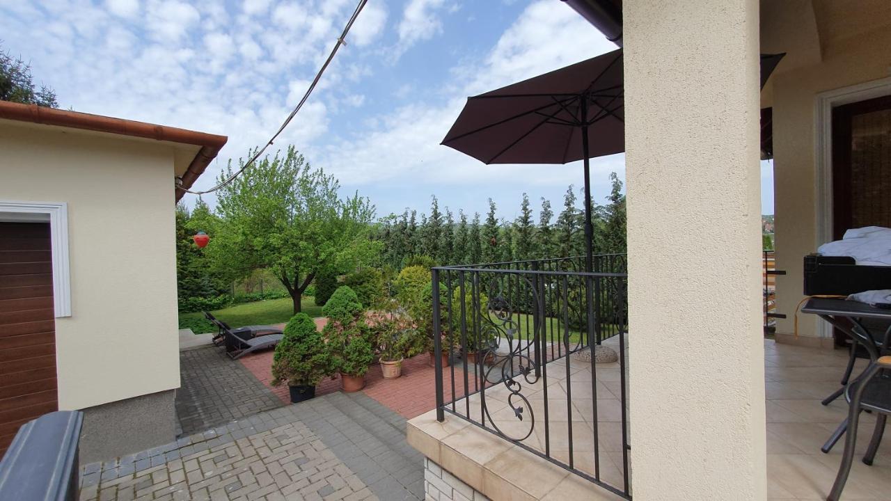 Villa Maria Apartman Мішкольц Екстер'єр фото